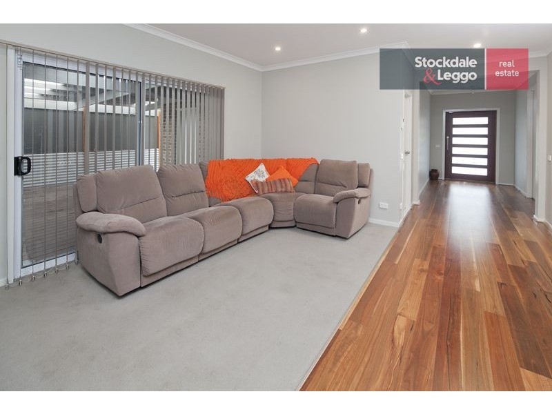 7 Oak Avenue, Longwarry VIC 3816