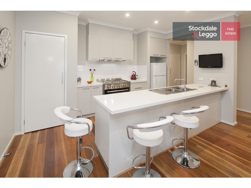 7 Oak Avenue, Longwarry VIC 3816