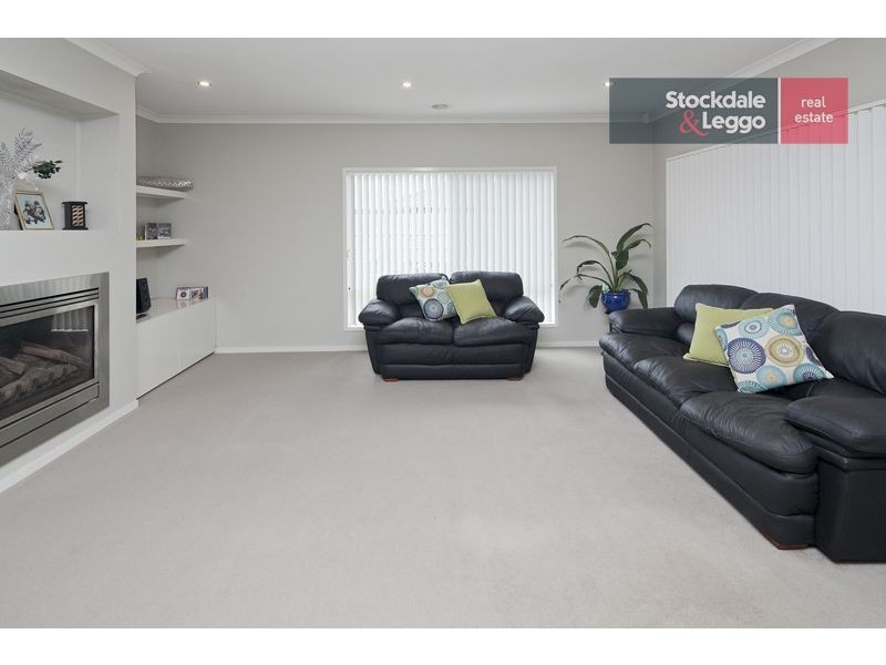 7 Oak Avenue, Longwarry VIC 3816