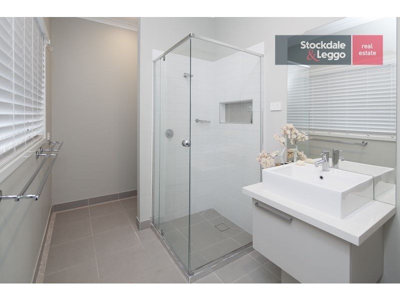 7 Oak Avenue, Longwarry VIC 3816