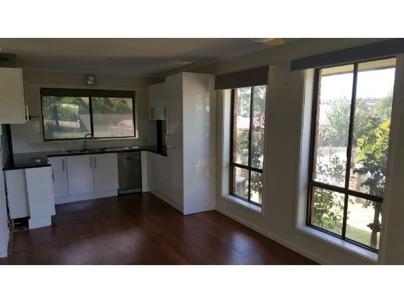 1/1 Fuhrmann Court, Drouin VIC 3818