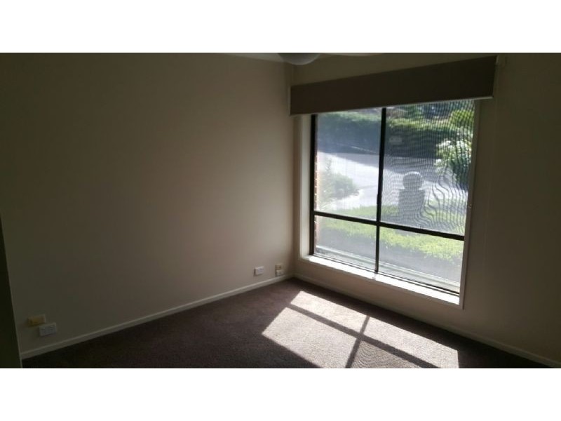 1/1 Fuhrmann Court, Drouin VIC 3818