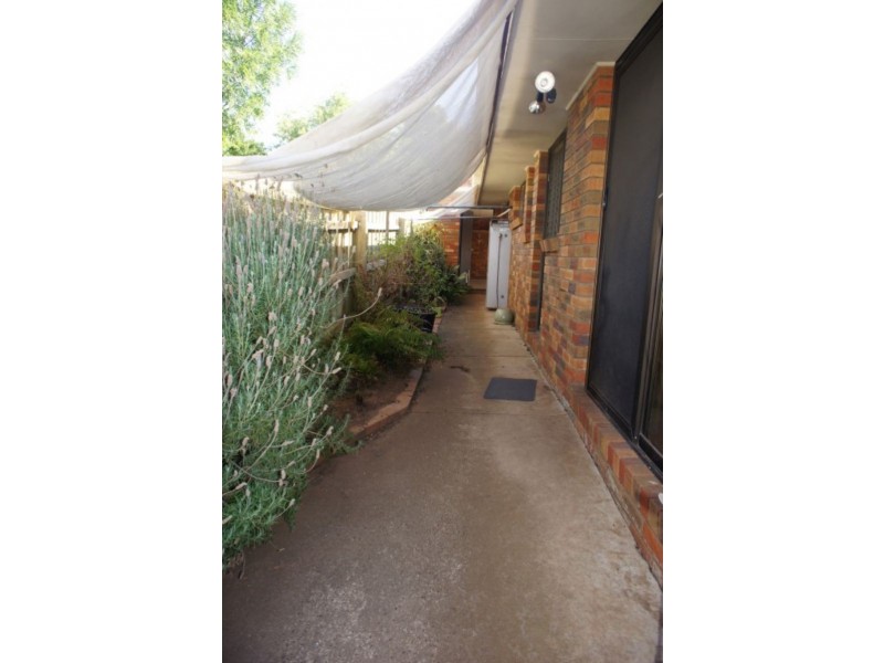 1/1 Fuhrmann Court, Drouin VIC 3818