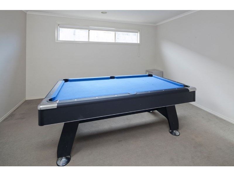 8 Palm Square, Drouin VIC 3818