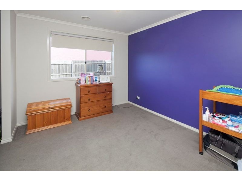 8 Palm Square, Drouin VIC 3818