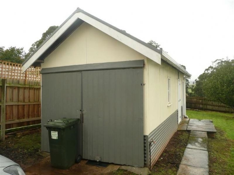 41 Wood Street, Drouin VIC 3818