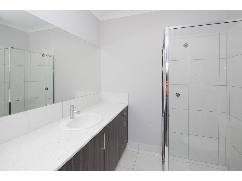 7 Armidale Drive, Pakenham VIC 3810