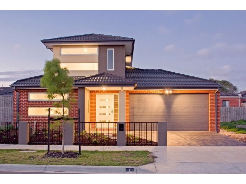 7 Armidale Drive, Pakenham VIC 3810