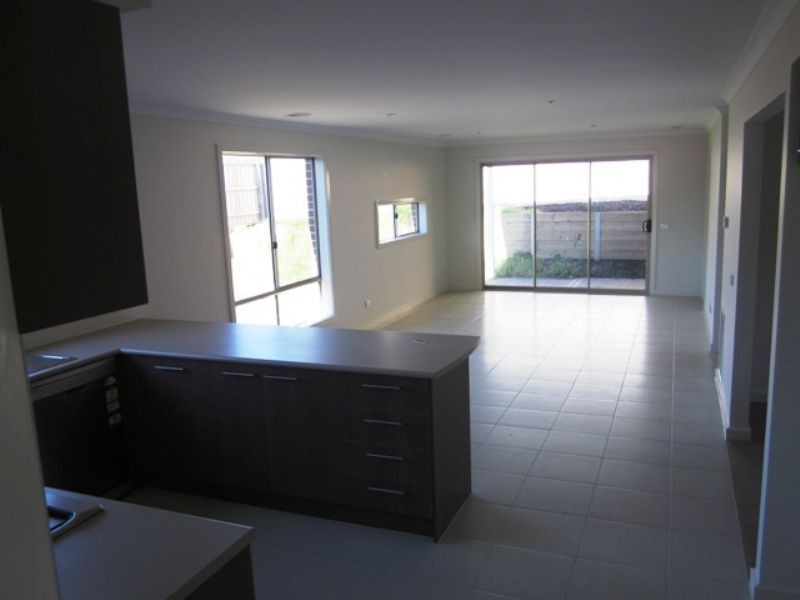 Drouin VIC 3818