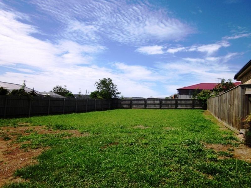 Drouin VIC 3818