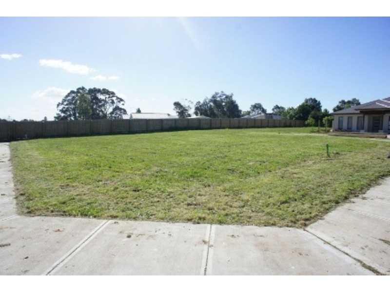 Drouin VIC 3818