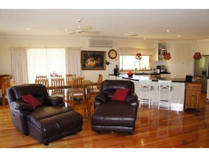 Drouin VIC 3818