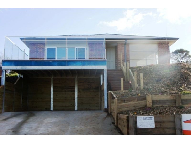 Drouin VIC 3818