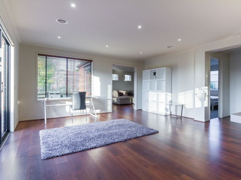 Drouin VIC 3818
