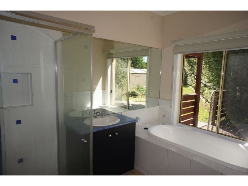 Drouin VIC 3818