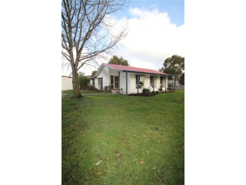 Nyora VIC 3987