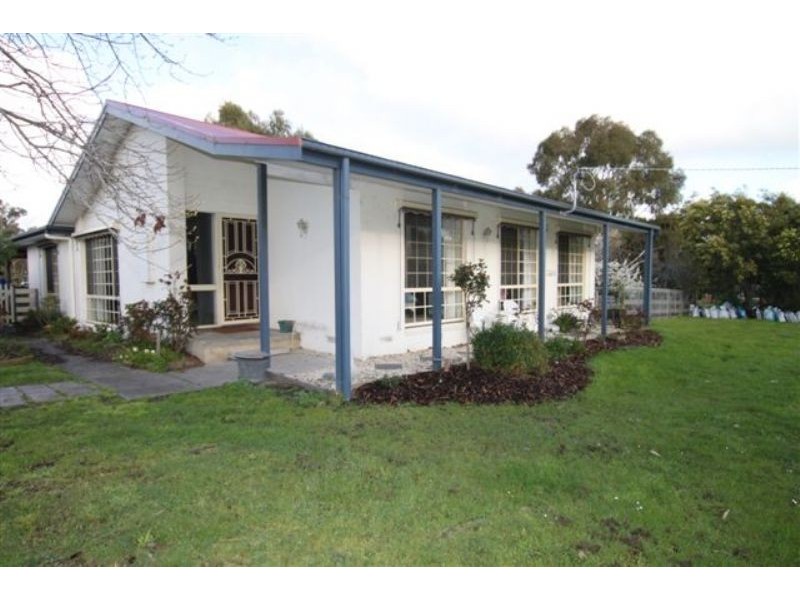 Nyora VIC 3987