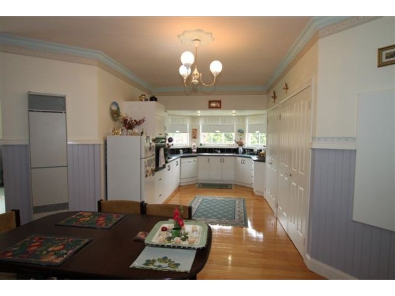 Caldermeade VIC 3984