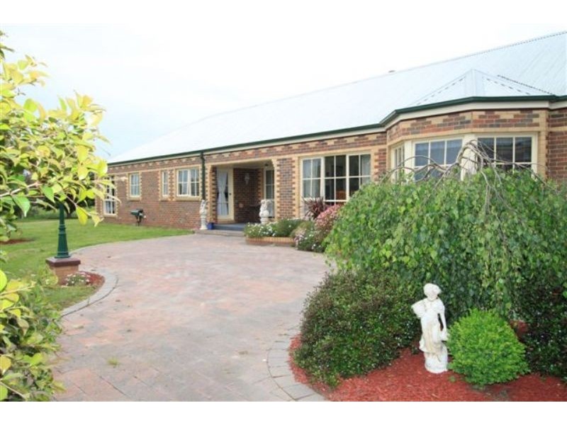 Caldermeade VIC 3984