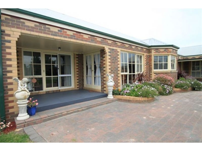 Caldermeade VIC 3984