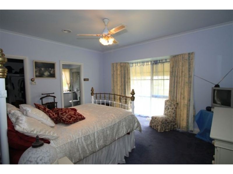 Caldermeade VIC 3984