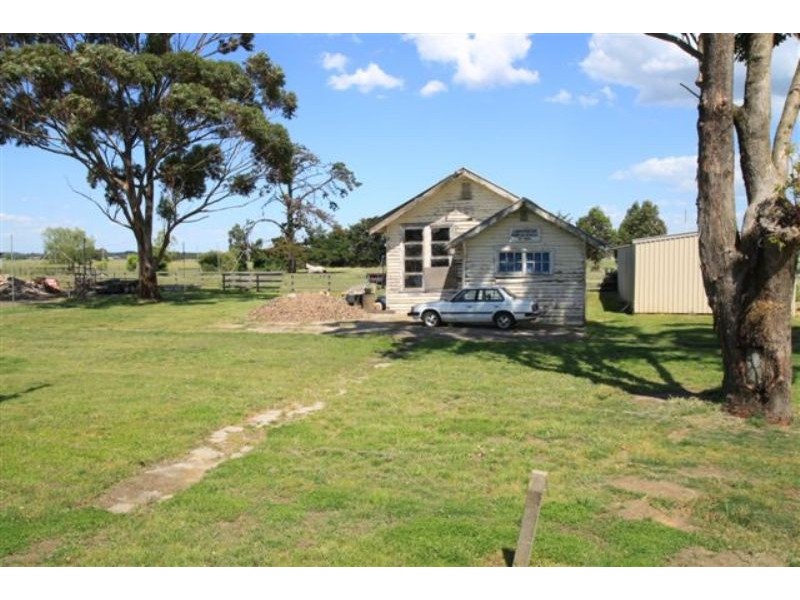 Caldermeade VIC 3984