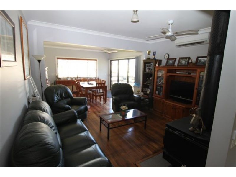 Caldermeade VIC 3984