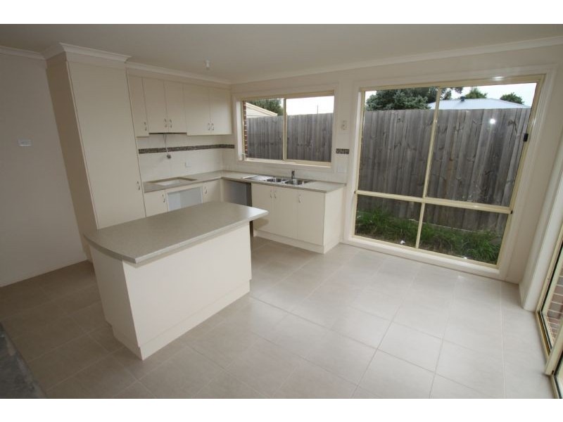 1/378 Rossiter Road, Koo Wee Rup VIC 3981