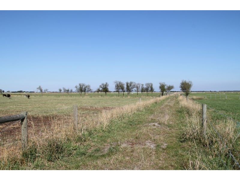 Caldermeade VIC 3984