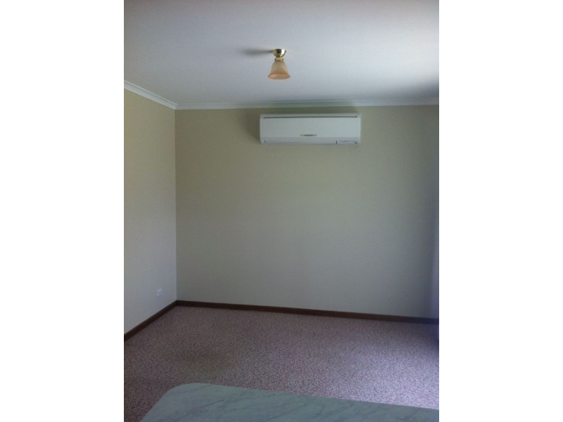 Bayles VIC 3981