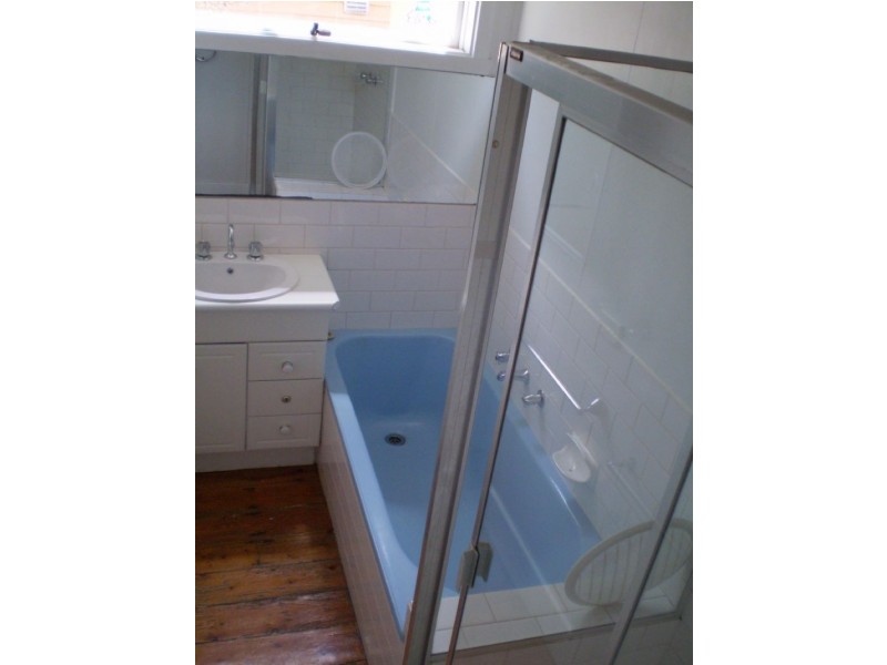 Bayles VIC 3981