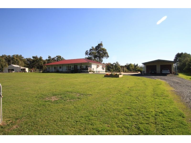 Nyora VIC 3987
