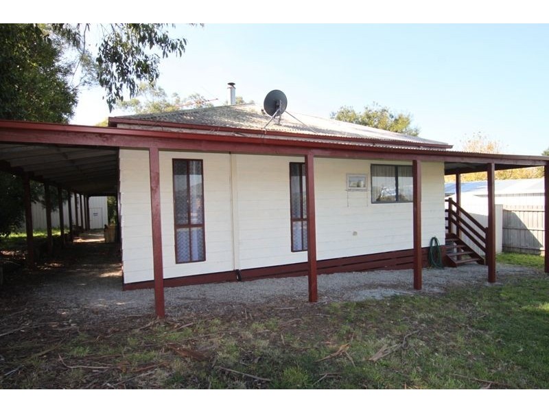 Nyora VIC 3987
