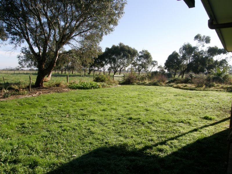 The Gurdies VIC 3984