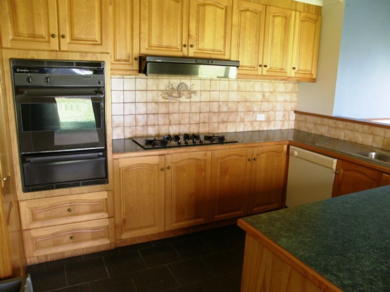 The Gurdies VIC 3984