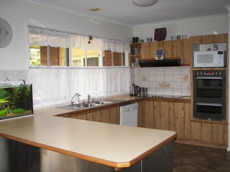 Nyora VIC 3987