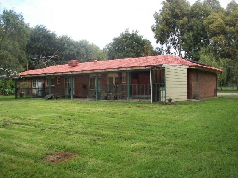 Nyora VIC 3987