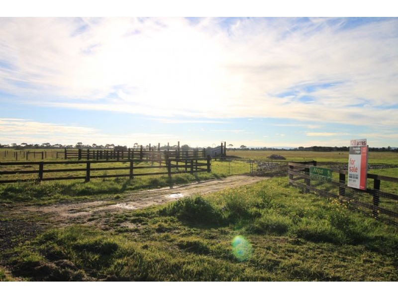 590 Boundary Drain Road, Koo Wee Rup VIC 3981