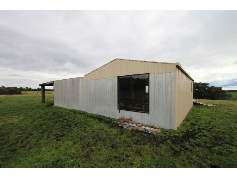 Lang Lang East VIC 3984