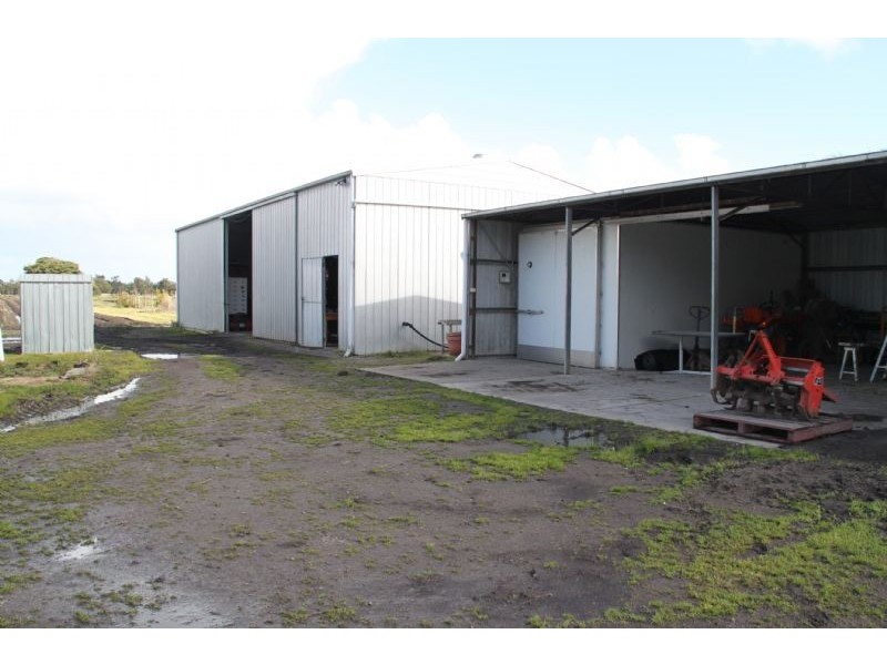 Bayles VIC 3981