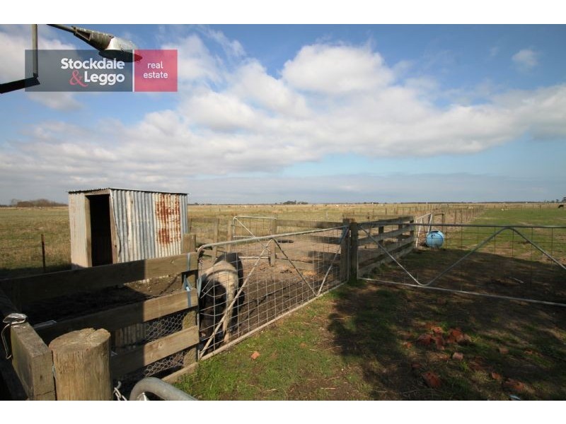 Caldermeade VIC 3984