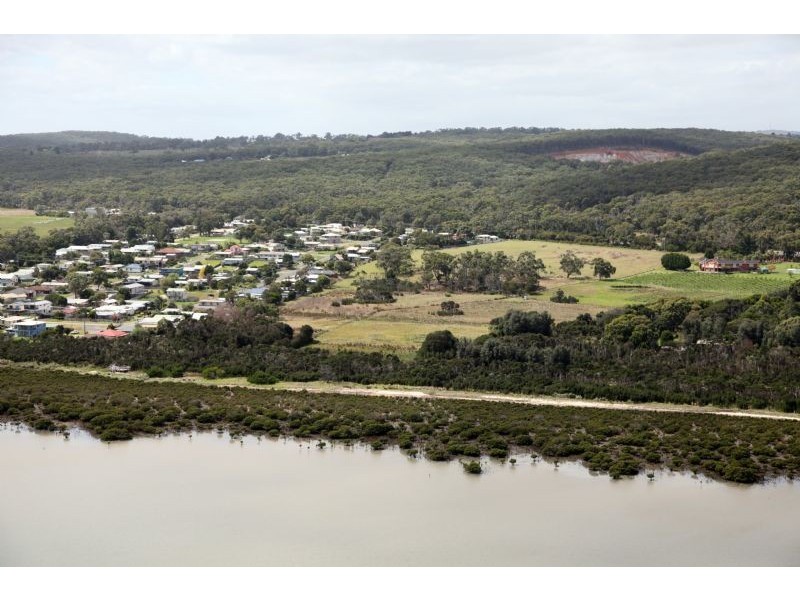 40 Daisy Avenue, Pioneer Bay VIC 3984