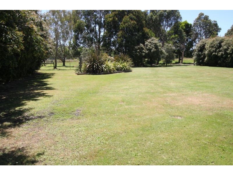 Nyora VIC 3987