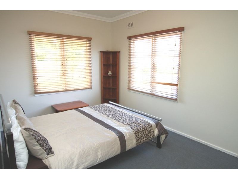Nyora VIC 3987