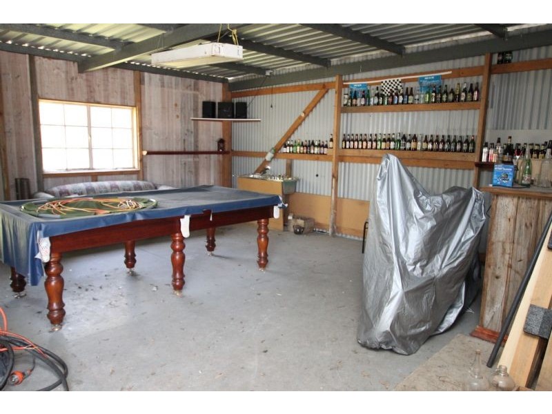 Nyora VIC 3987