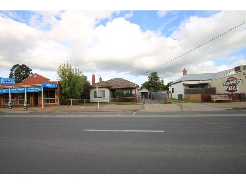 8 Westernport Road, Lang Lang VIC 3984