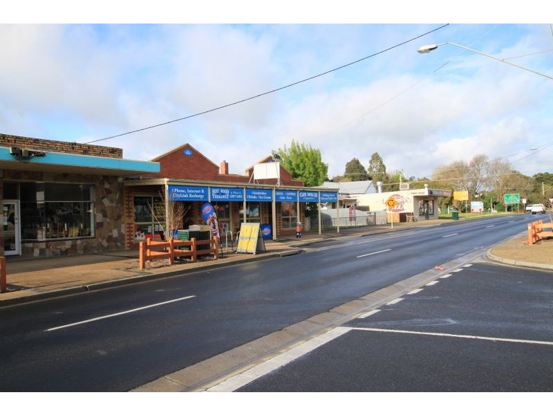 8 Westernport Road, Lang Lang VIC 3984