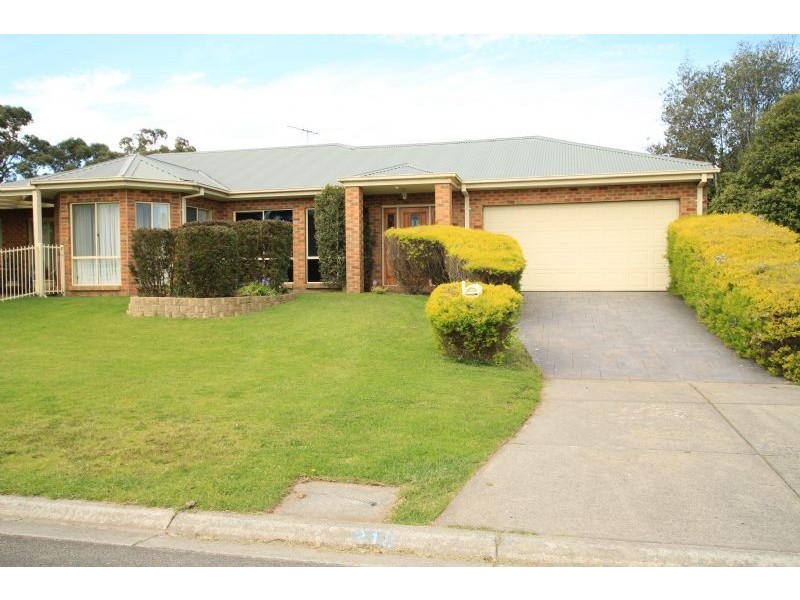 218 McDonalds Track, Lang Lang VIC 3984