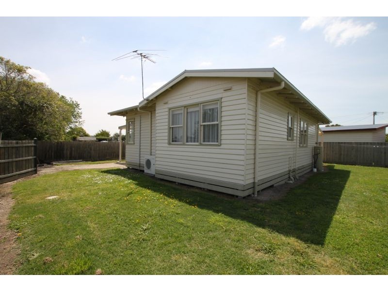9b Gardner Street, Koo Wee Rup VIC 3981