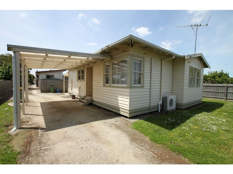 9b Gardner Street, Koo Wee Rup VIC 3981